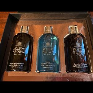 Molton Brown London Shower Gel Trio Set